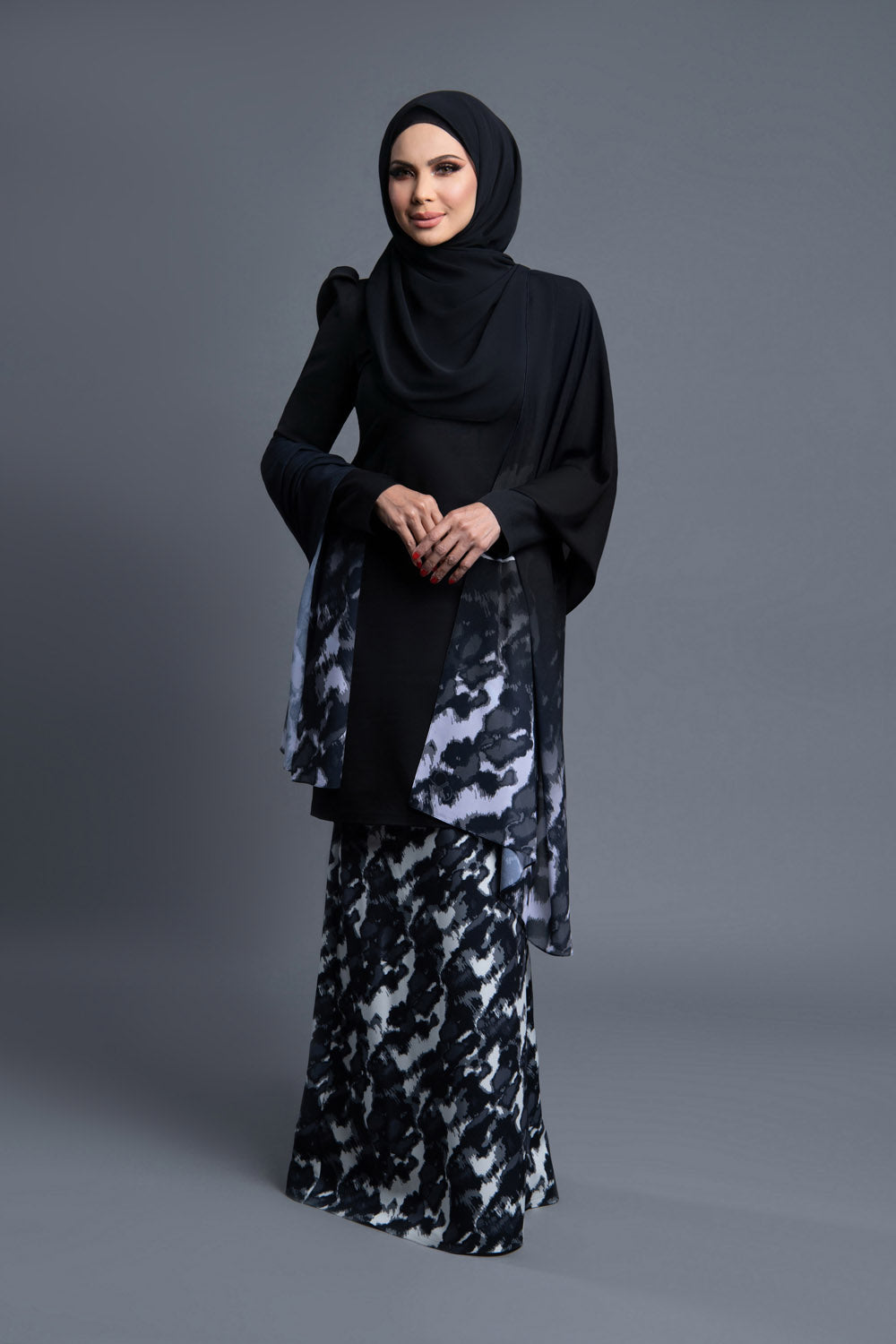 RR Baju Kurung Modern Camo Shawl Set in Black White