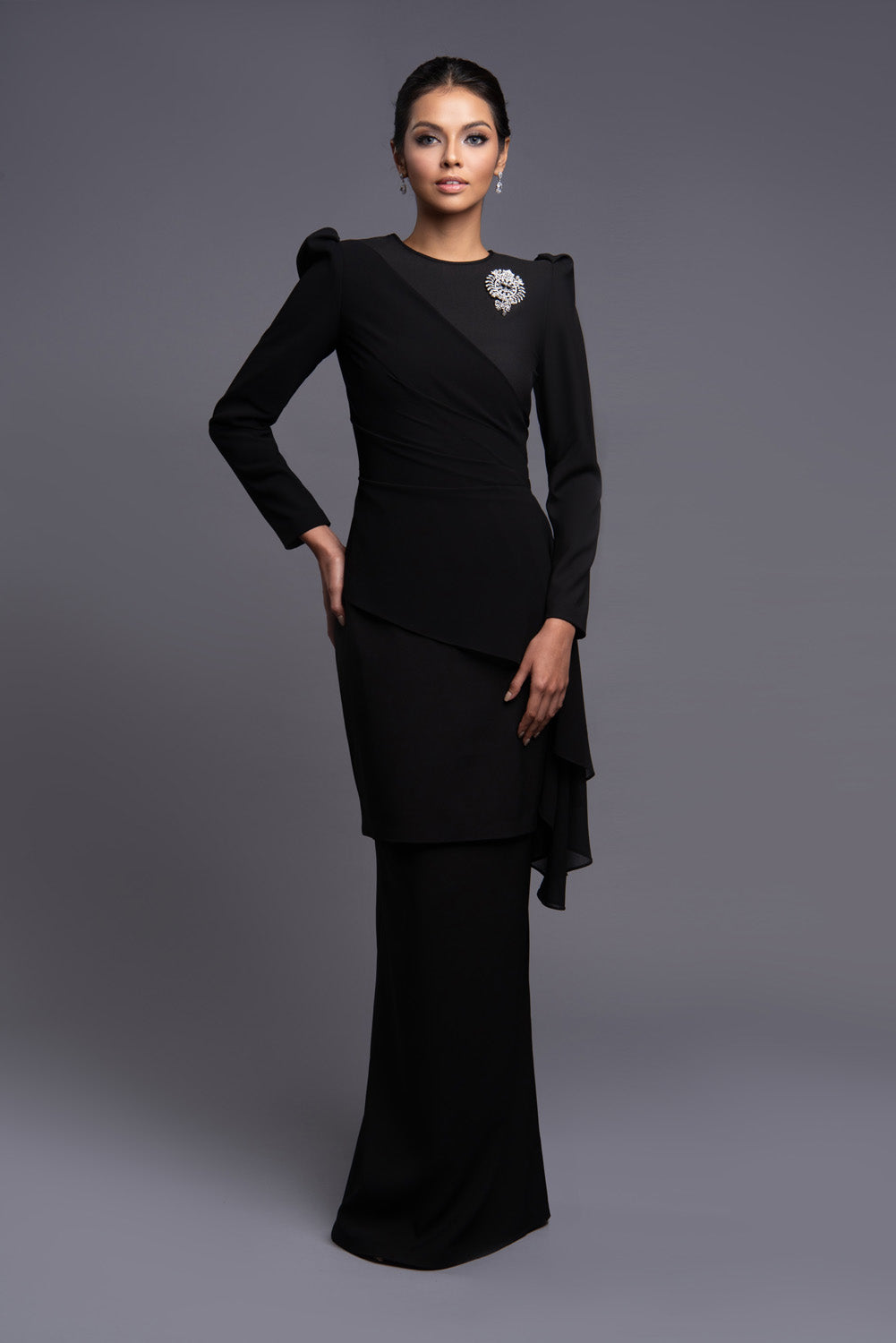 Raline in Black
