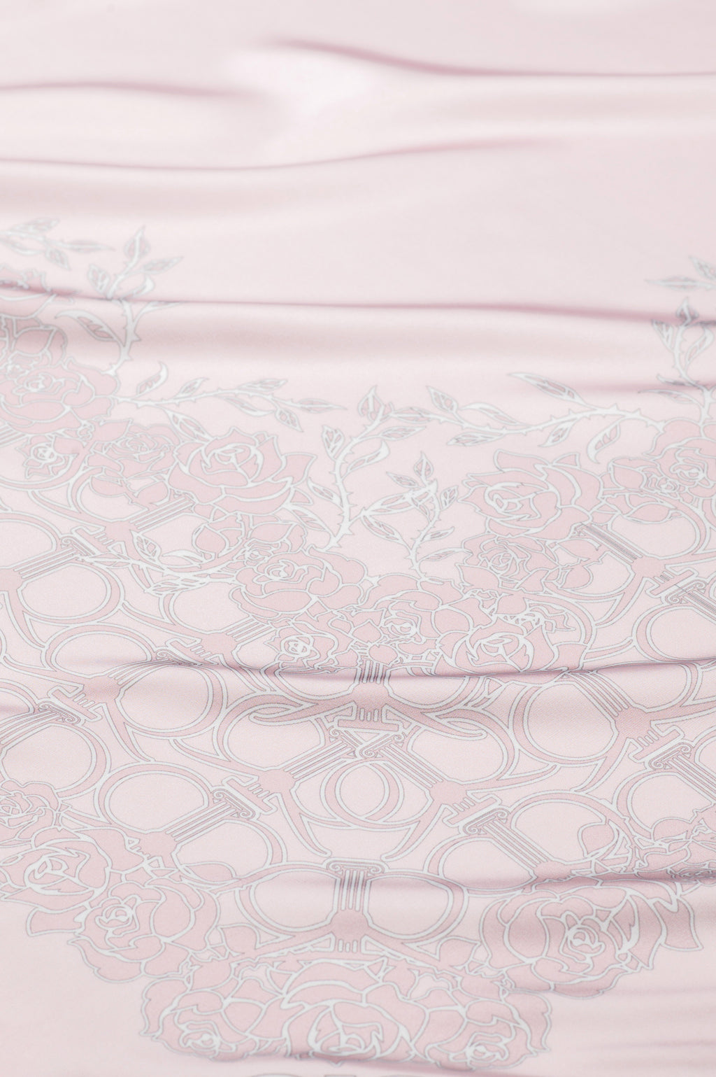 RR BASIC Roma Rose Satin Scarf in Peach