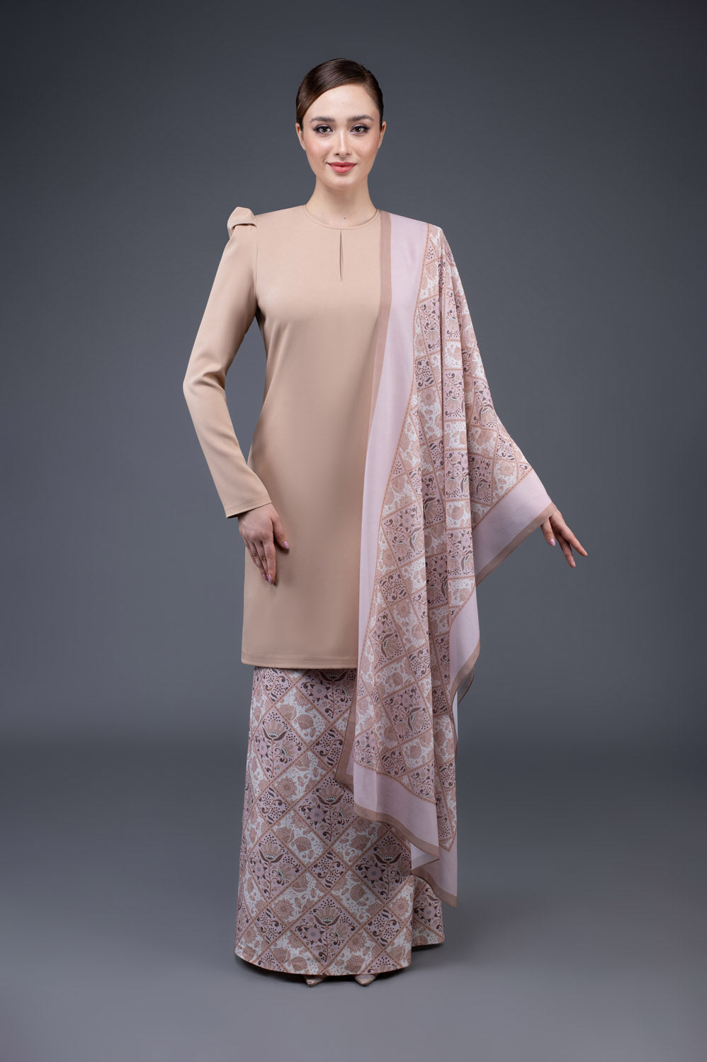 RR Baju Kurung Modern Batik Shawl Set in Cream
