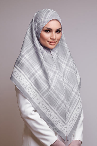 RR Checked Cotton Scarf in Grey